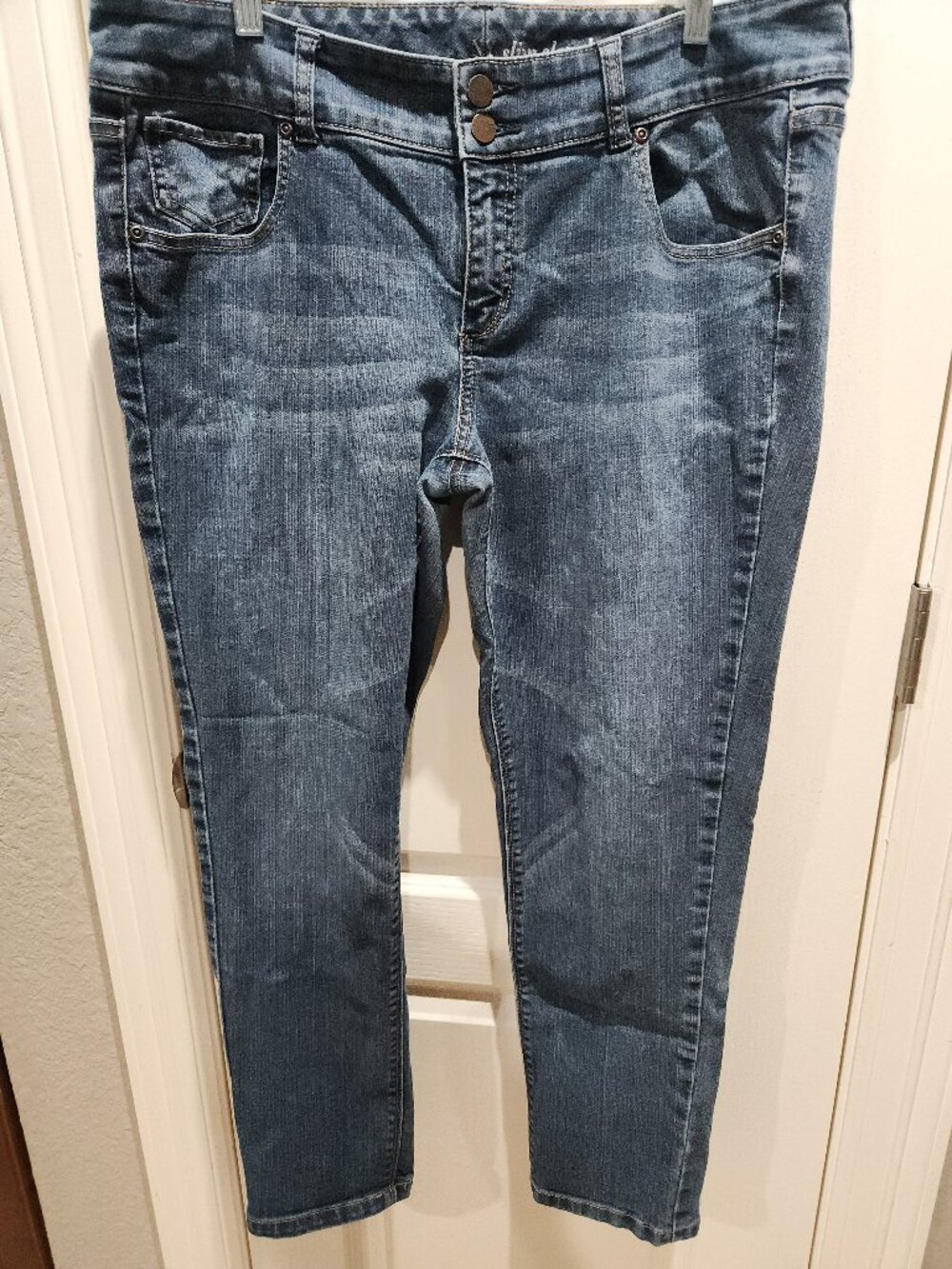 NYC Slim Slouch Stretch Jeans – Size 14